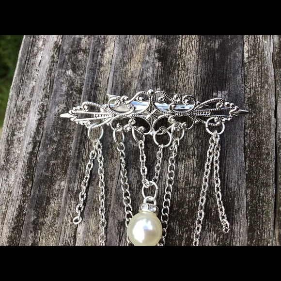 Silver hair clip spider and web Halloween chains - Picture 10 of 15